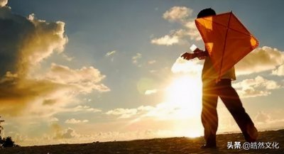 ​《追风筝的人》：人性的恶与善