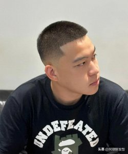 ​“头发粗硬”的男生适合剪这3款造型，潮酷帅气，剪完不帅你打我