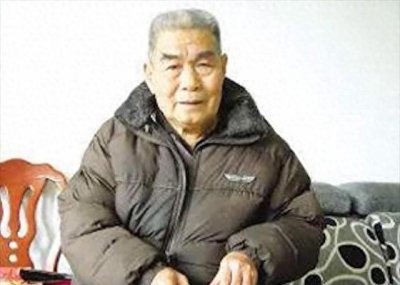 ​革命英雄遗孤，曾差点被枪毙，53岁才得知父亲曾是红一军的首长