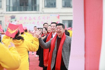 ​同升湖学子“双冠加冕”，这场青春盛会仪式感拉满！