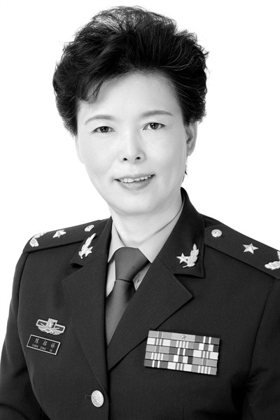 老照片:老女排名将陈招娣