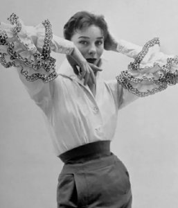 ​为什么奥黛丽赫本嫁了三次却始终没嫁给纪梵希？