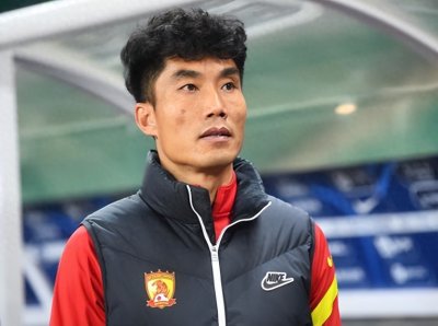 ​国足新教练团曝光！郑智任助教，邵佳一当领队，谢晖范志毅全无缘