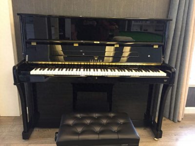 ​钢琴选什么颜色