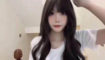 ​美女网红“小蛋挞”去世，年仅20岁，死因曝光，生前聊天一语成谶