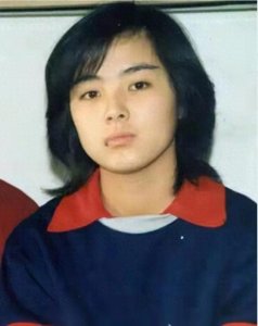 ​姜文让她“一脱成名”，可戏外却守身如玉，年过50岁还没对象