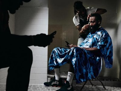 ​NBA球员上脚：哈登穿过的篮球鞋，这3双战靴致敬科比