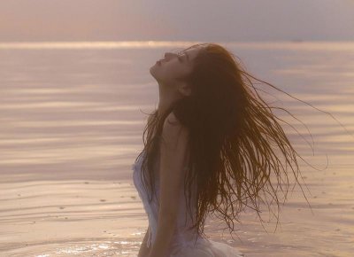 ​25年前他无能被我甩了，如今又找到我后悔不已