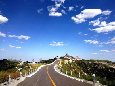 ​河北涉县圣福天路奇美险峻惹人爱，风靡朋友圈成了网红路