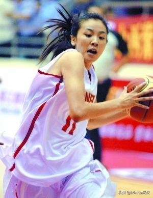 美貌与球技都具备，中国女子篮球队，赵爽