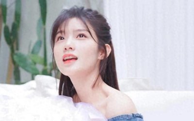 ​陈意涵，中国台湾女演员，1982年11月12日出生于台湾新北市土城区