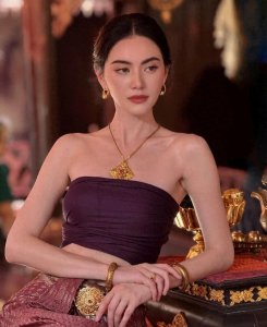 ​摄政王妃里每个镜头都好美，颜霸回归！摄政王妃美貌太绝了！