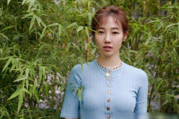 白百何王珞丹的关系(王珞丹和白百何长相相同)