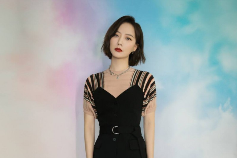 白百何王珞丹的关系(王珞丹和白百何长相相同)