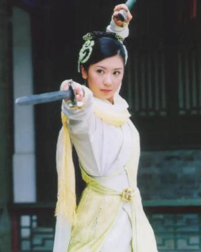 吴启华版倚天屠龙记今昔对比(同是倚天屠龙记)(10)