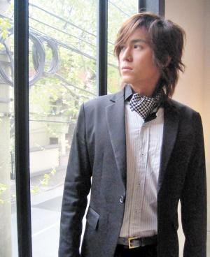 王思聪都不敢惹的人物,向华强也礼让三分,20亿遗产说放弃就放弃