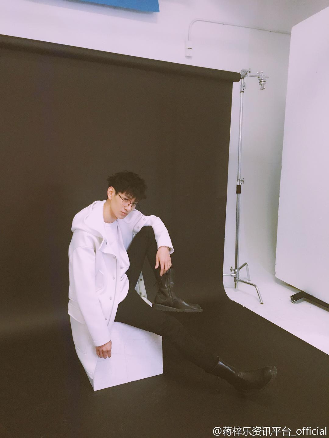 蒋梓乐个人资料写真作品