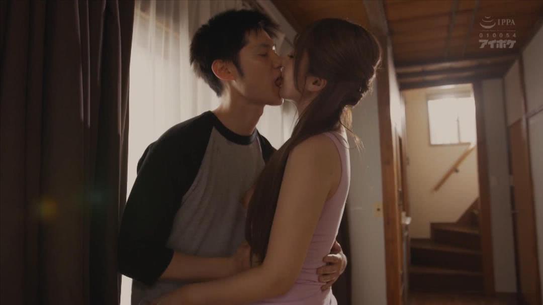 天海翼个人资料写真作品