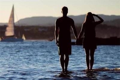 ​男朋友不会哄人怎么办 男朋友不哄我是不是不爱我