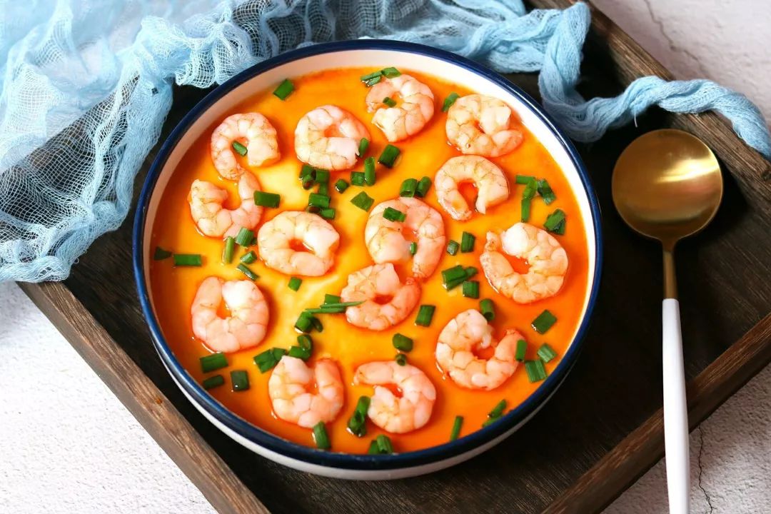 蒸蛋怎么蒸好吃又嫩（3步蒸出完美的鸡蛋羹）