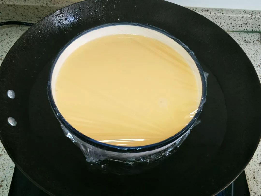 蒸蛋怎么蒸好吃又嫩（3步蒸出完美的鸡蛋羹）