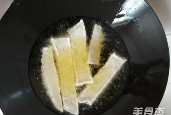 成品鱼饼怎么做好吃，鱼饼怎么做？图3