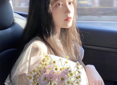 ​菠萝心变褐色是坏了么 菠萝心变成褐色还能吃吗