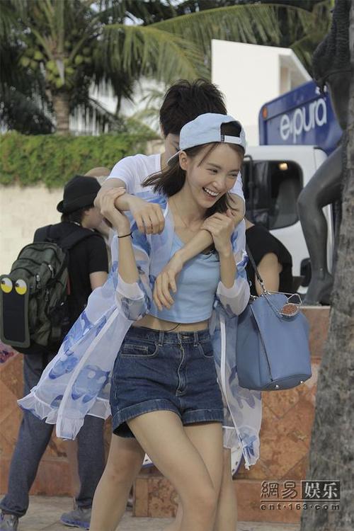 金晨2025年怎么了