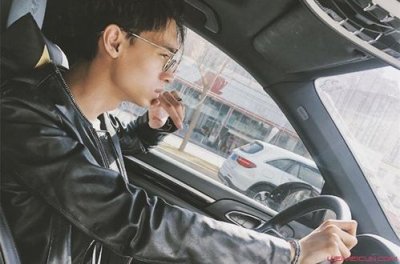 德云社秦霄贤身世家里多有钱爸爸是谁16万什么都干不了什么梗