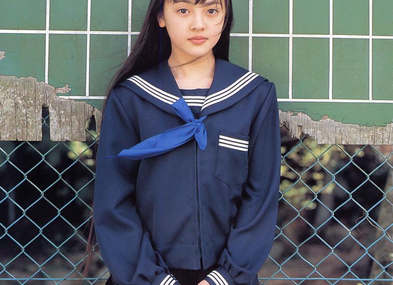 母亲出轨该不该原谅