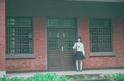 ​无意中看到了他们的聊天记录，我头都炸了