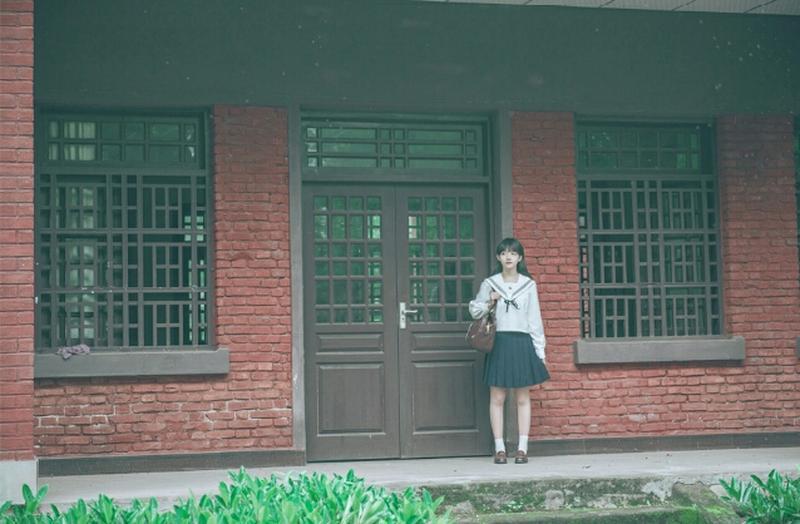  无意中看到了他们的聊天记录，我头都炸了