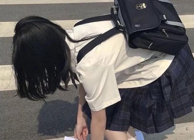 ​与女性朋友聊天话题 这三类不容易引起暧昧