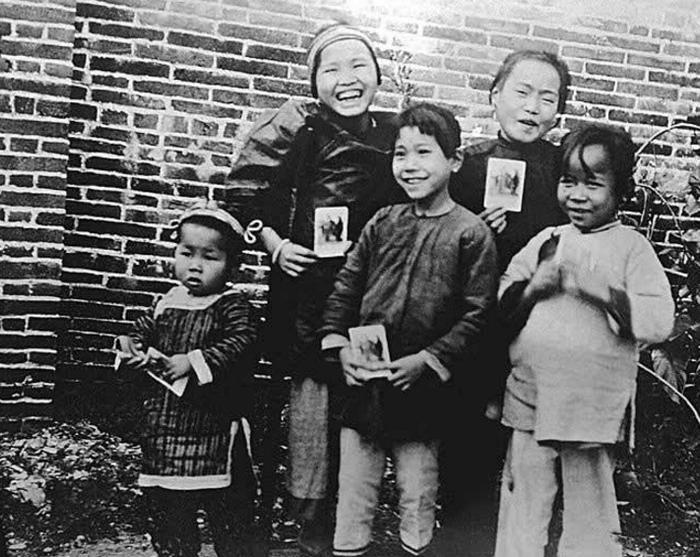 十张罕见晚清社会老照片：第六张让人不忍,太心酸！