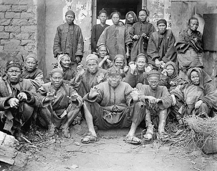 十张罕见晚清社会老照片：第六张让人不忍,太心酸！