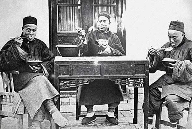 十张罕见晚清社会老照片：第六张让人不忍,太心酸！