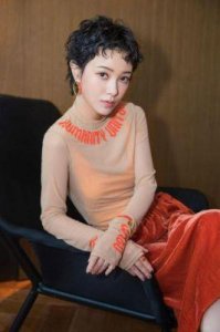 ​顾里那么精明，为何郭采洁总是恋爱脑，总在“粪坑”里找男友？