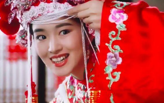 巩俐凭什么能刚金马奖？