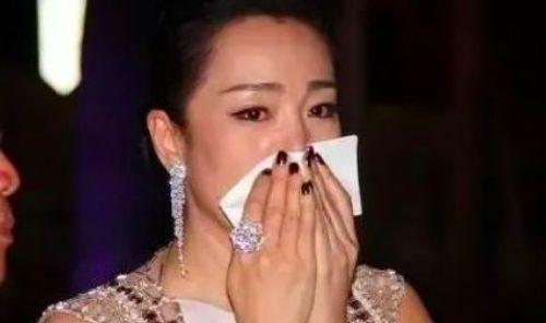 巩俐凭什么能刚金马奖？