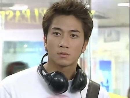 吴卓羲：TVB全盛时期御用小生，帅气演技俱佳