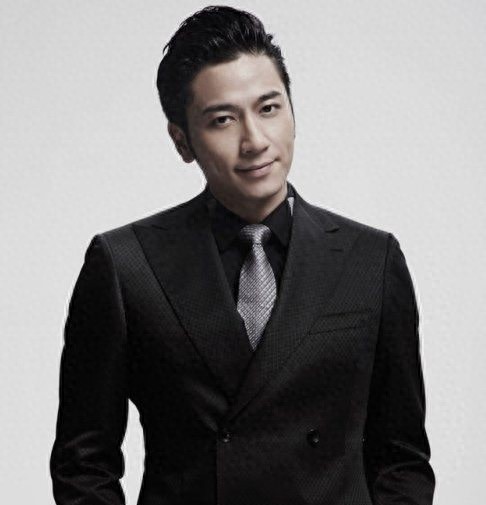 吴卓羲：TVB全盛时期御用小生，帅气演技俱佳