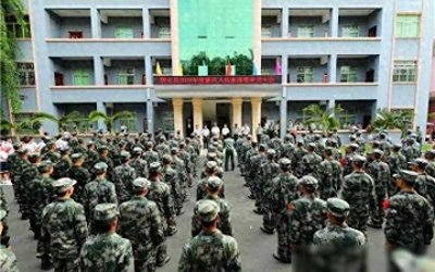 ​我国每年征兵，为啥把有纹身的人拒之门外？老兵透露真正原因