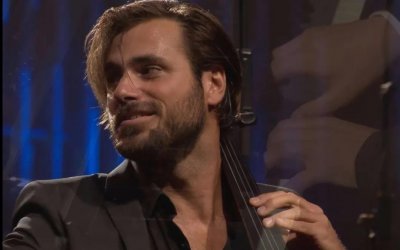 ​<初识古典>大提琴家Hauser演奏的唯美《天鹅湖》